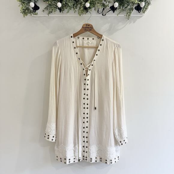 Tularosa Dresses & Skirts - Tularosa Cream Grommet Long Sleeve Dress Small S802